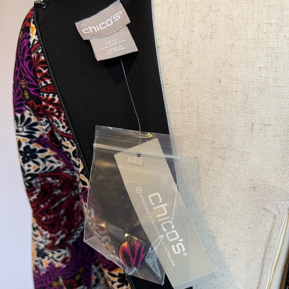 NWT Chico’s Maroon Pattern Long-sleeve Dress - Picture 4 of 8